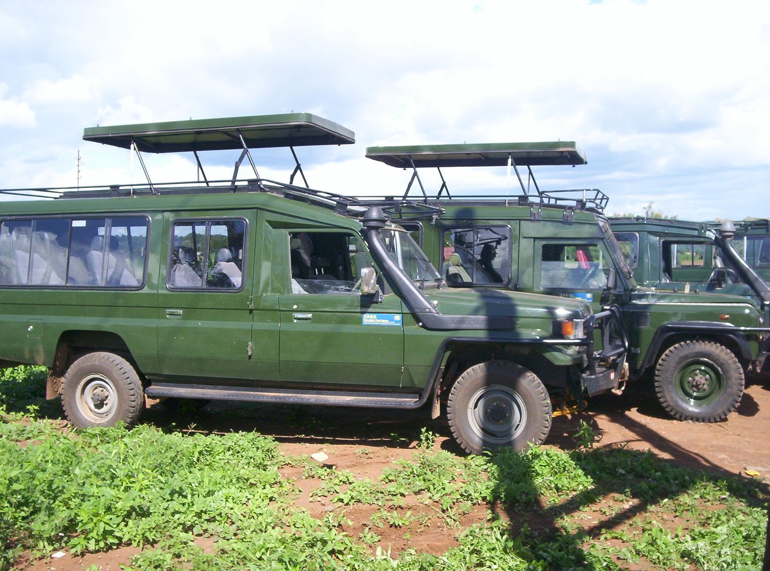 safari vehicle rental nairobi